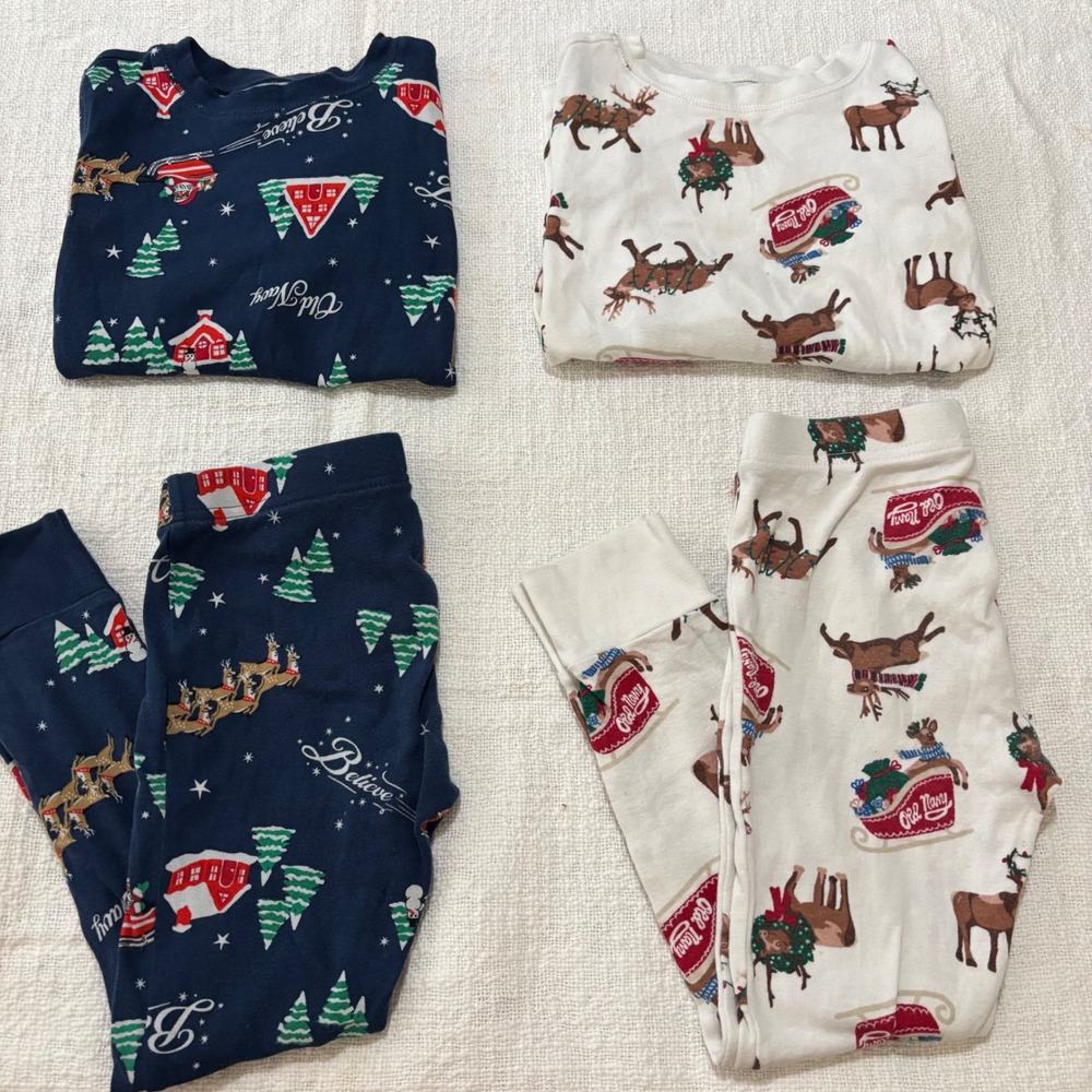 Old Navy Kids Unisex Christmas Pajama Set Bundle Reindeer Believe Navy Cream S 6